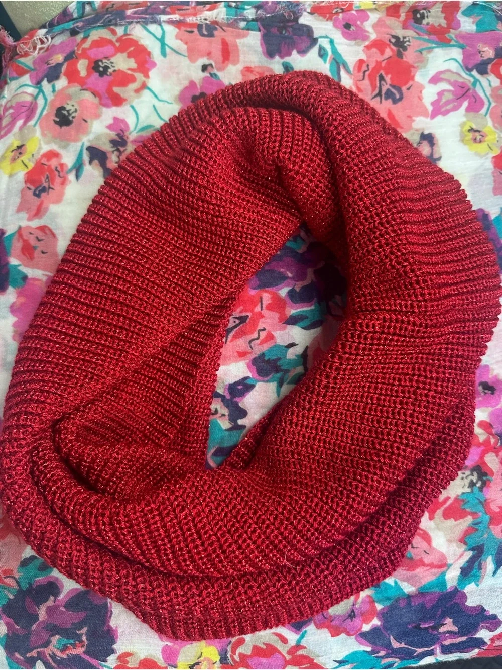Cozy Women's Knit Infinity Scarf - Deep Red